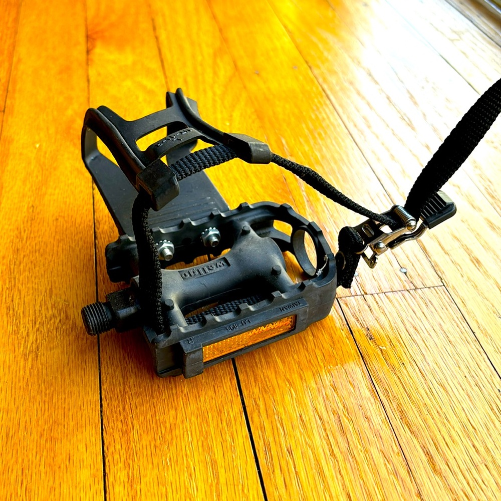 Bicycle pedal cages- set of two pair
